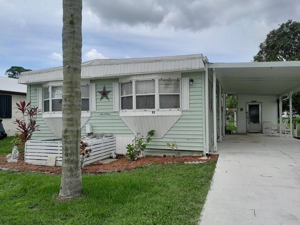 17 El Camino Real, Port St. Lucie FL 34952