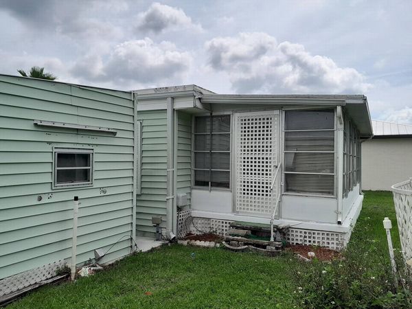 17 El Camino Real, Port St. Lucie FL 34952