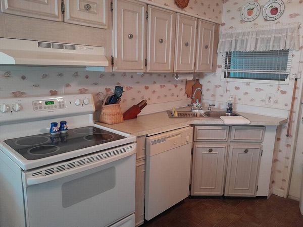 17 El Camino Real, Port St. Lucie FL 34952
