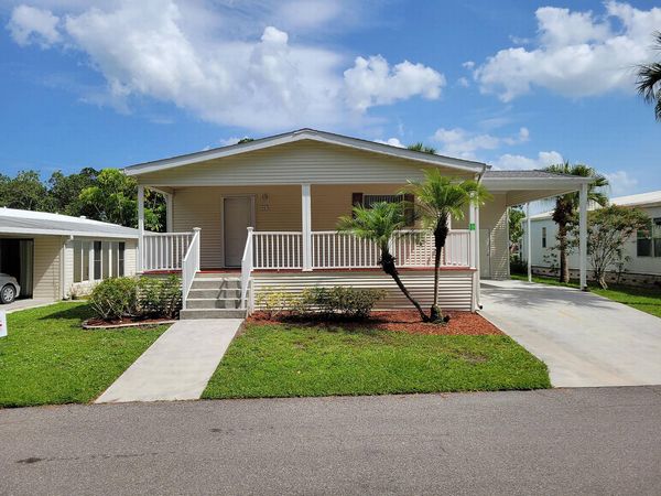 909 Courier St, Vero Beach FL 32966