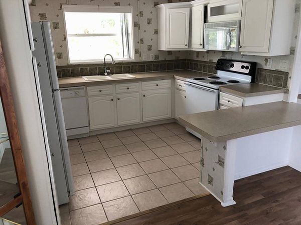 909 Courier St, Vero Beach FL 32966