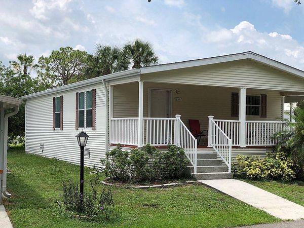 909 Courier St, Vero Beach FL 32966