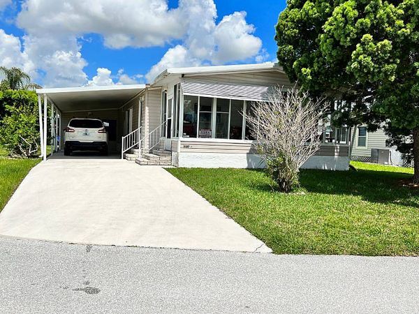 13974 Encantardo Cir, Fort Pierce FL 34951