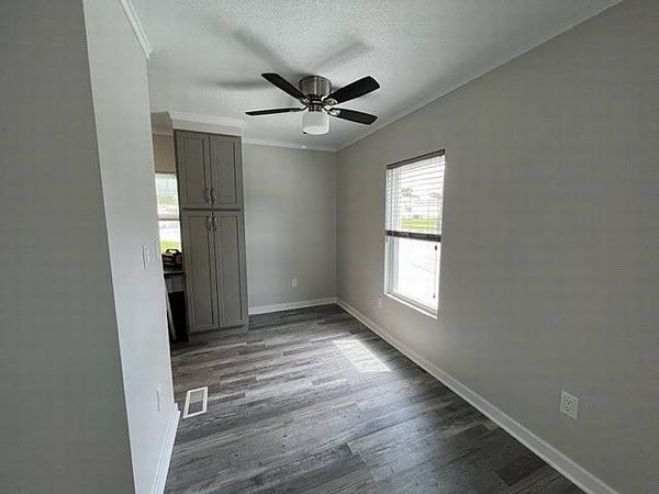 35945 Citrus Blvd , Grand Island FL 32735