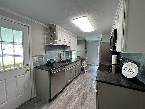 35945 Citrus Blvd , Grand Island FL 32735
