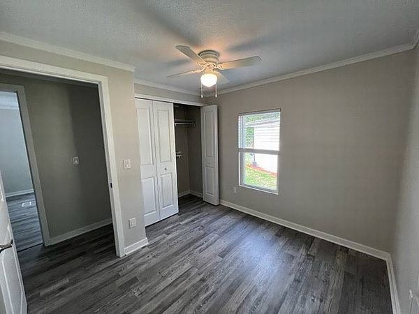 35945 Citrus Blvd , Grand Island FL 32735