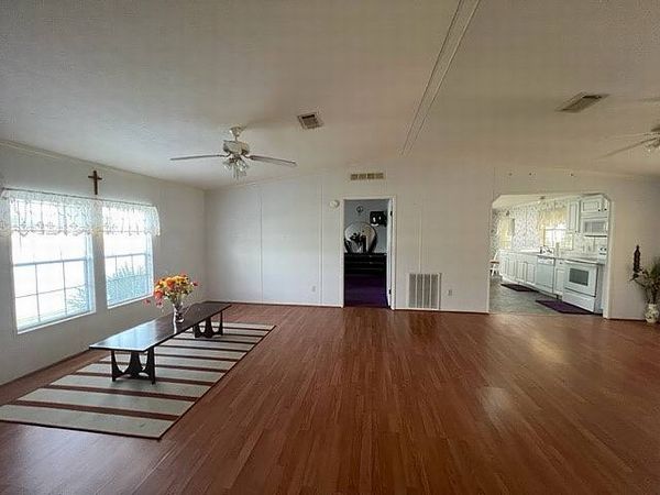 5120 El Adobe Dr , Leesburg FL 34748