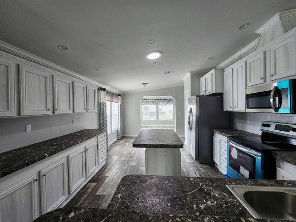 2220 SE 100th Lane, Lot MH-21, Webster FL 33597