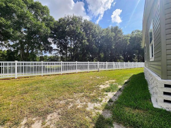 2220 SE 100th Lane, Lot MH-21, Webster FL 33597