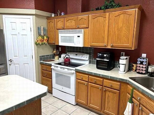 1926 Sunflower Circle, Sebring FL 33872