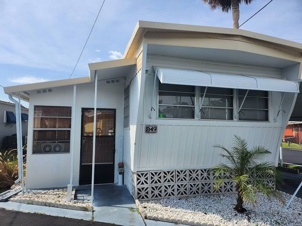 2000 N. Volusia Avenue, B49, Orange City FL 32763