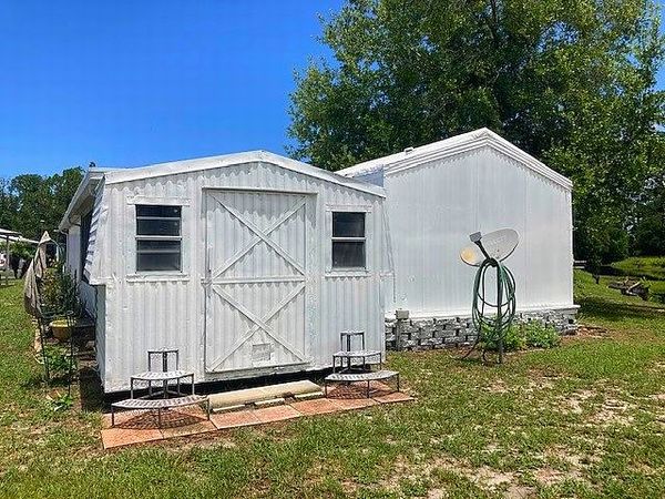 64 Rose Drive , Fruitland Park FL 34731