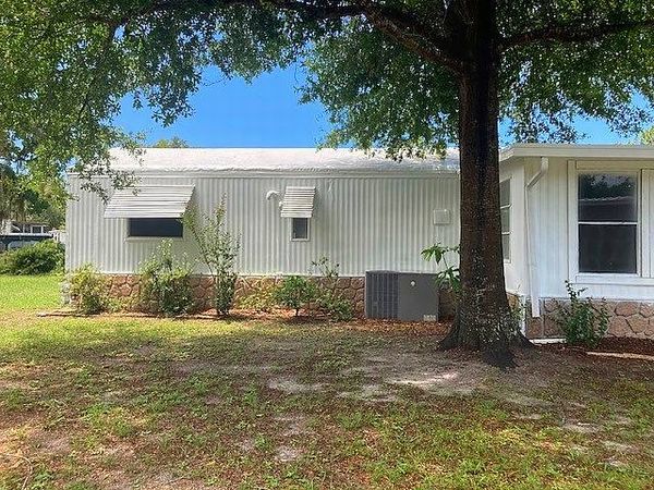64 Rose Drive , Fruitland Park FL 34731