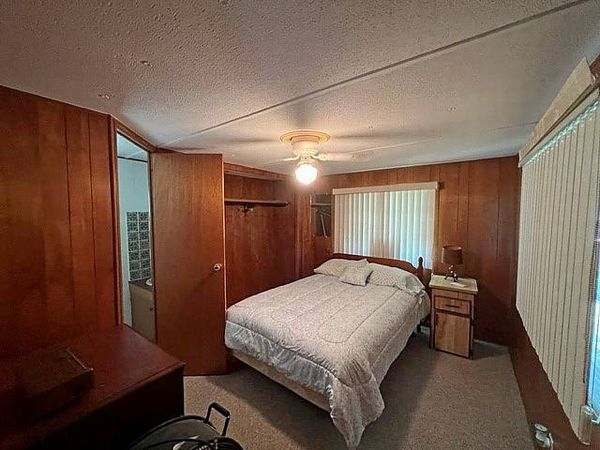 85 Holly Drive, Tavares FL 32778