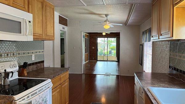 50 Ecuador Way, Fort Pierce FL 34951
