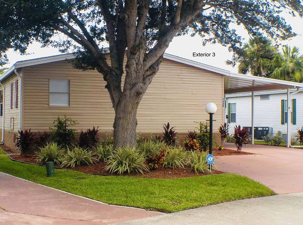 128 Blue Jay Ln, Merritt Island FL 32953