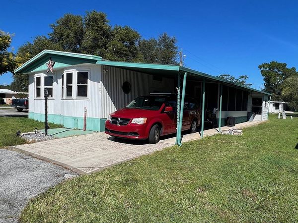 1005 Larkfield Dr., DeLand FL 32724