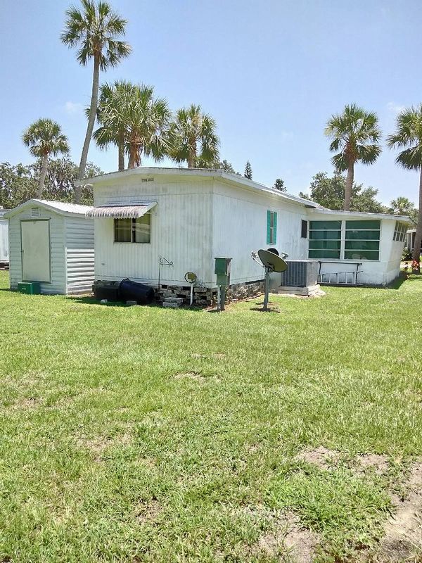 42 Royal Palm Cir, Port Orange FL 32127