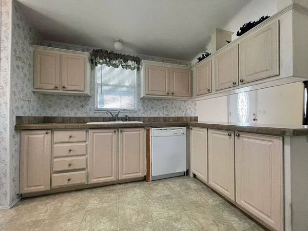 200 Bay Breeze Loop, Davenport FL 33897