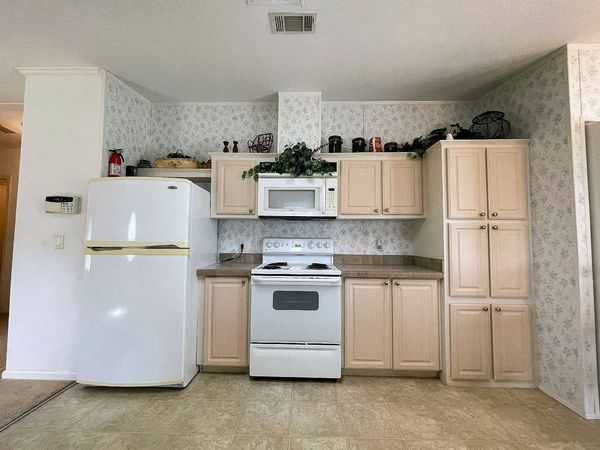 200 Bay Breeze Loop, Davenport FL 33897