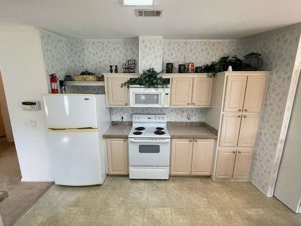200 Bay Breeze Loop, Davenport FL 33897