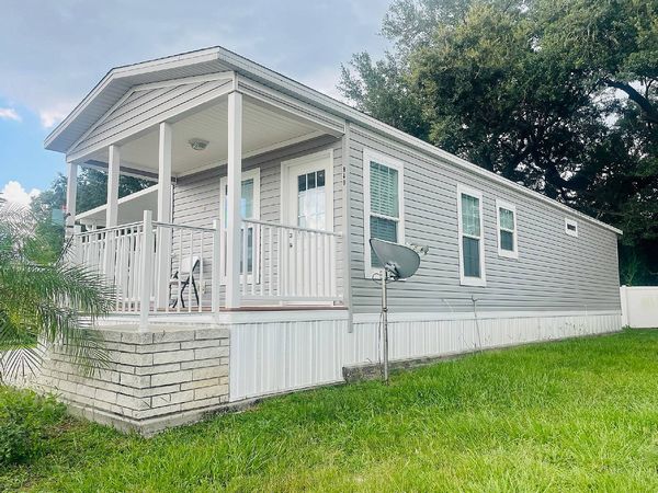 940 Siesta Dr., Kissimmee FL 34741