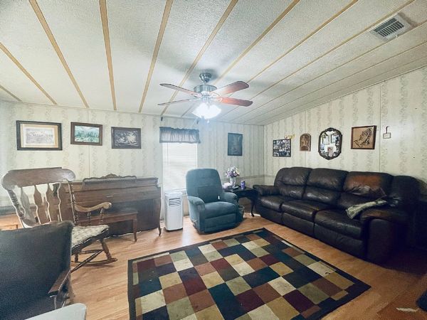 1639 Calvin Cr. , Kissimmee FL 34746