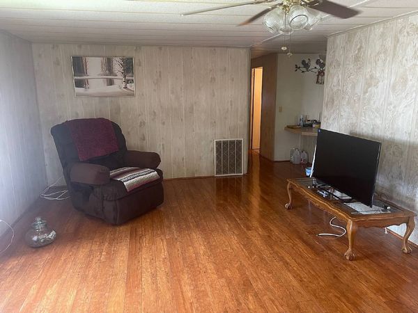 3000 US HWY 17/92 W #27, Haines City FL 33844