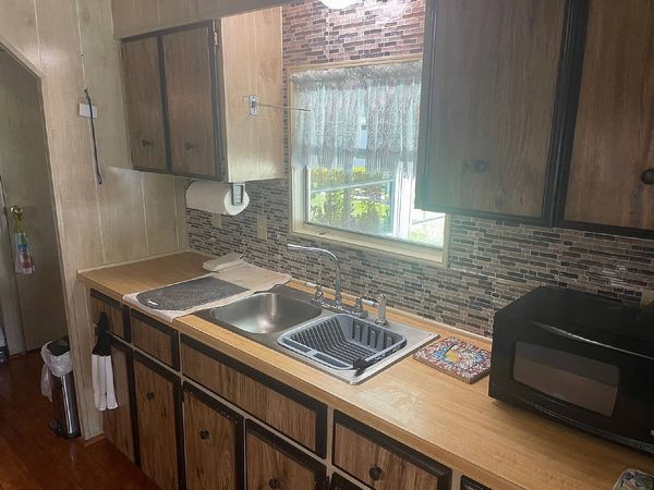 3000 US HWY 17/92 W #27, Haines City FL 33844