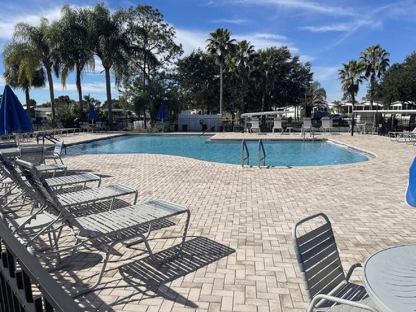 3000 US HWY 17/92 W #27, Haines City FL 33844
