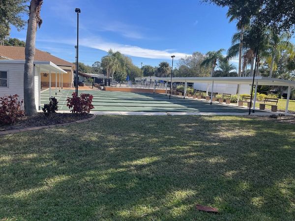 3000 US HWY 17/92 W #27, Haines City FL 33844