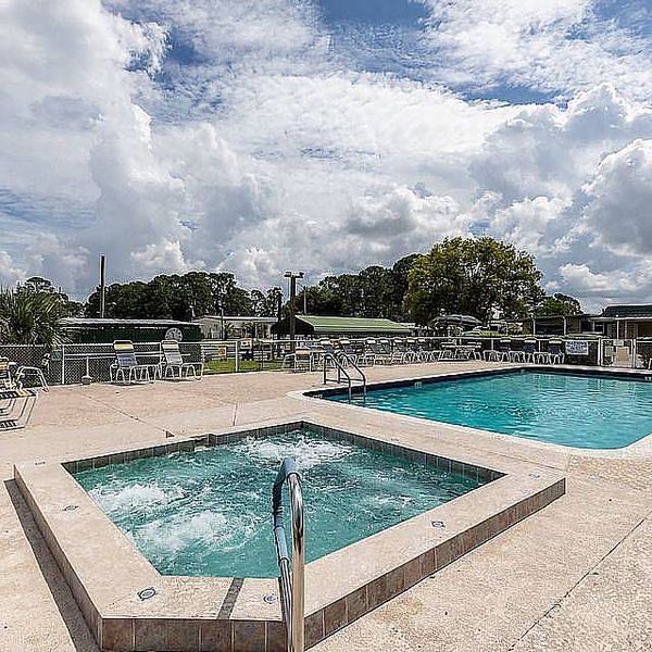 1101 Dolphin Lane , Eustis FL 32726