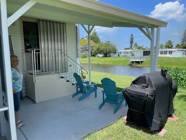 37 Nogales Way, Port St. Lucie FL 34952