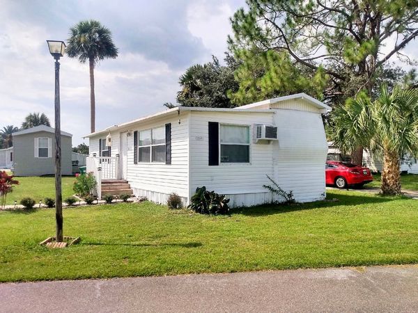 1297 Sunshine Circle , Eustis FL 32726