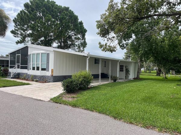 7841 Edgelake Drive, Lot 1087, Orlando FL 32822