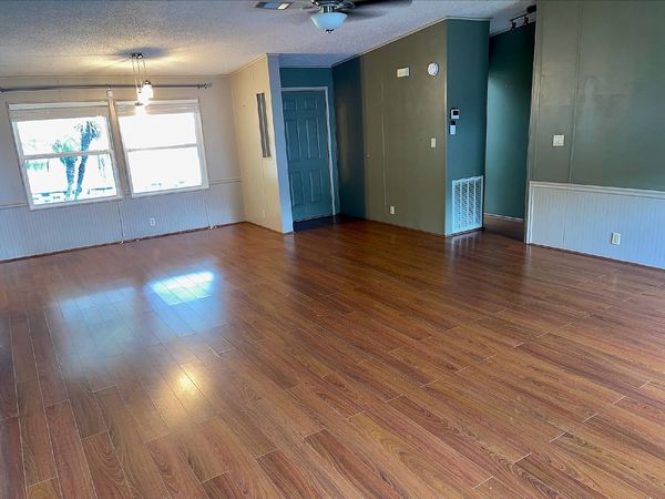 714 Forest Ln., Kissimmee FL 34746