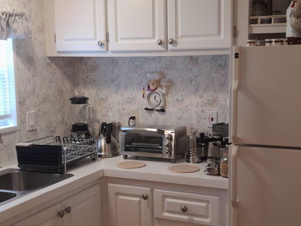884 W Colonial Circle , Daytona Beach FL 32117