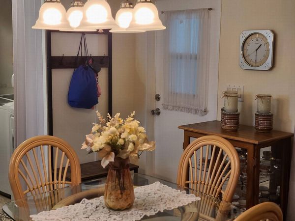 884 W Colonial Circle , Daytona Beach FL 32117