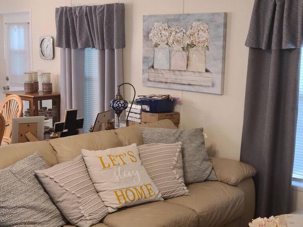 884 W Colonial Circle , Daytona Beach FL 32117
