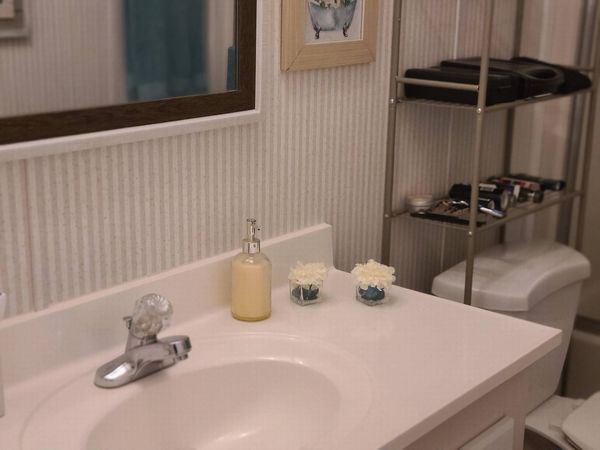 884 W Colonial Circle , Daytona Beach FL 32117