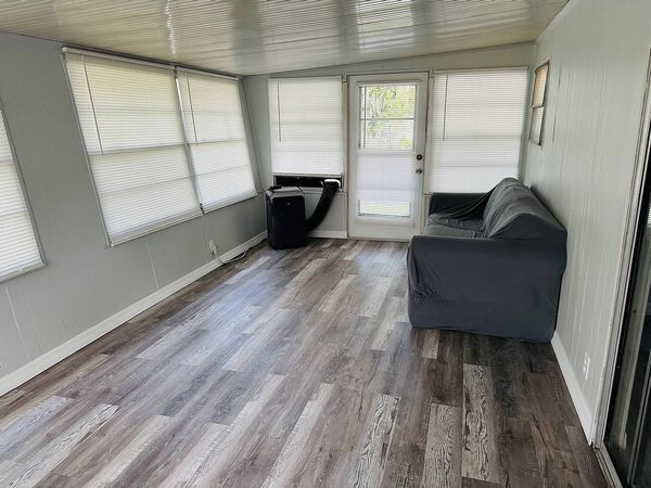 29 Twin Coach Ct., South Daytona FL 32119