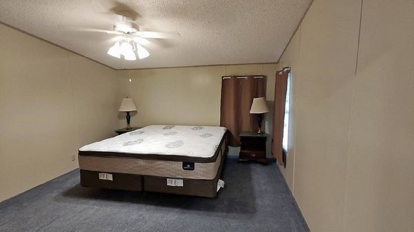 495 Honeysuckle Dr , Fruitland Park FL 34731