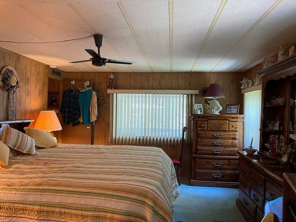 2401 Greenhedge Drive, Orange City FL 32763