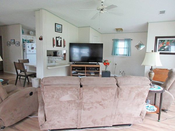 300 Cypress Square, Wildwood FL 34785