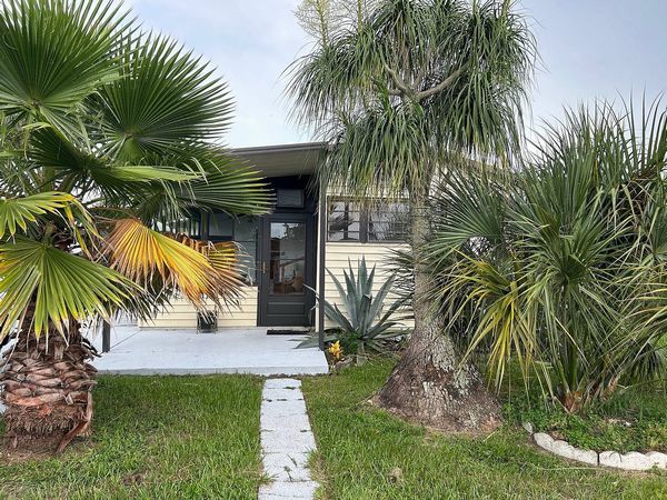 2336 Redwood Village St., Orange City FL 32763