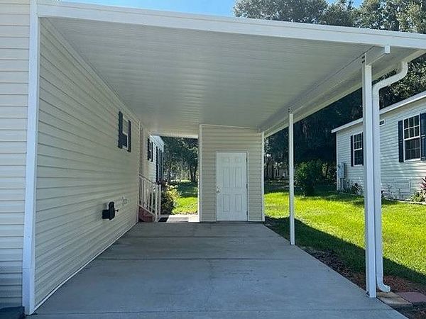 36034 Palm Breeze Lane, Grand Island FL 32735