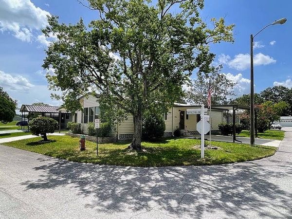 14226 Royal Tara Dr., Lot 822, Orlando FL 32826