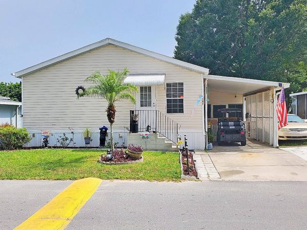 162 Hillsborough Ave , Sorrento FL 32776
