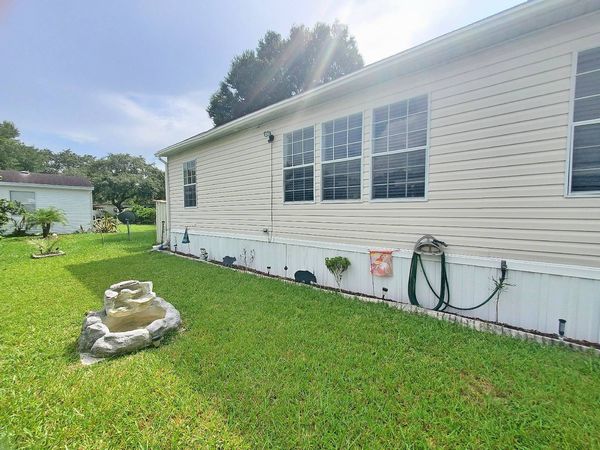 162 Hillsborough Ave , Sorrento FL 32776