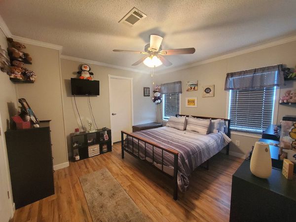 162 Hillsborough Ave , Sorrento FL 32776